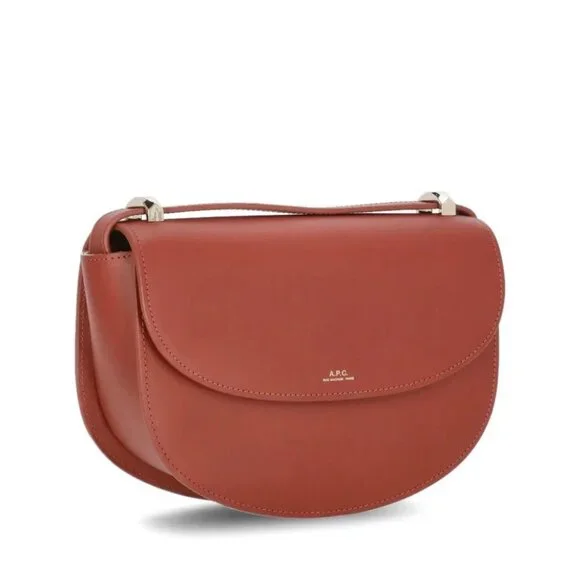 A.P.C Geneve Calfskin Bag 61161 (EAI)– Elegant Minimalism in Brandy 🍷✨ - Picture 2 of 5